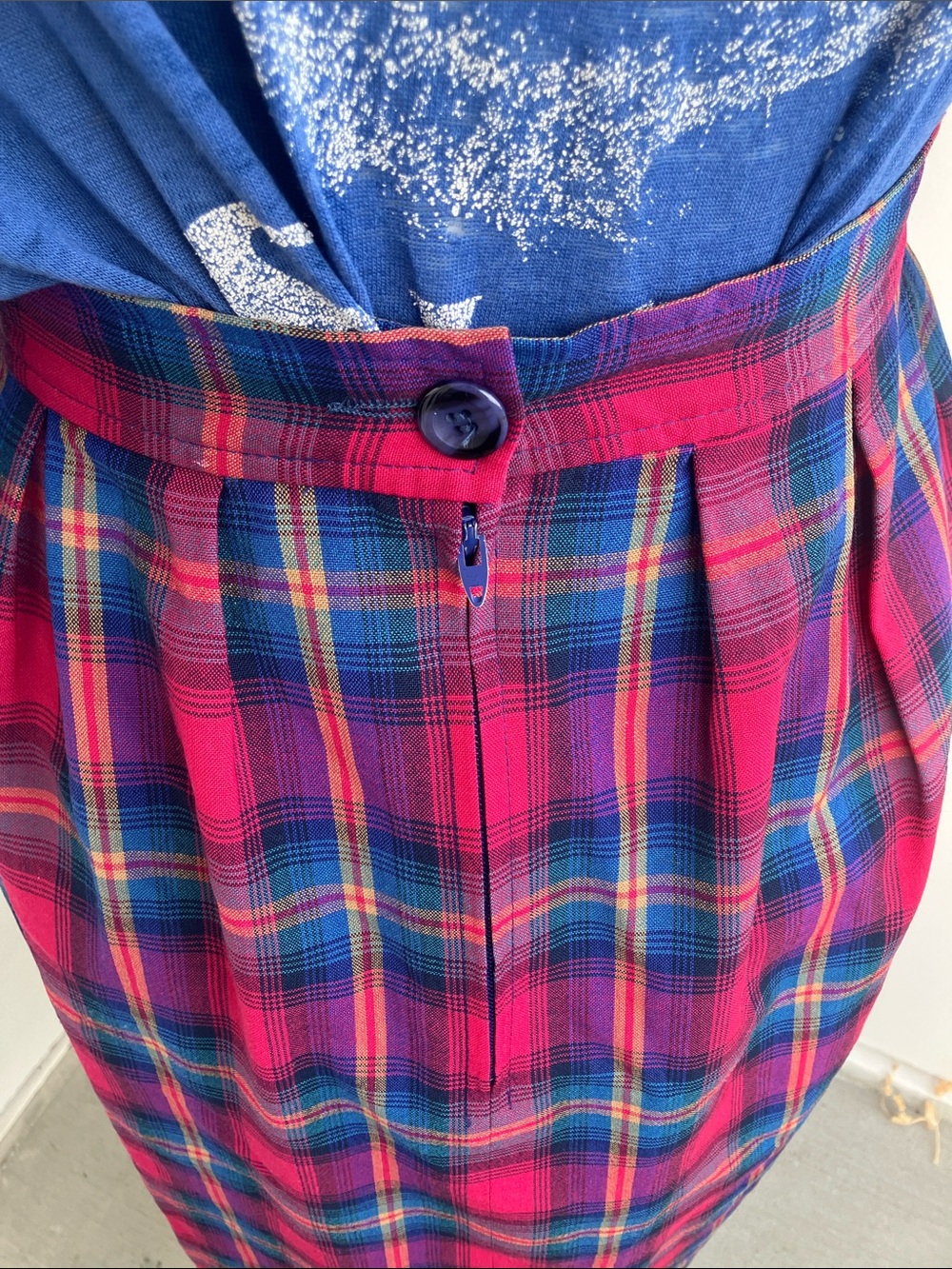 Vintage 70s 80s Pendleton Magenta Red and Royal Blue Madras Plaid Midi Skirt - Picture 5 of 8